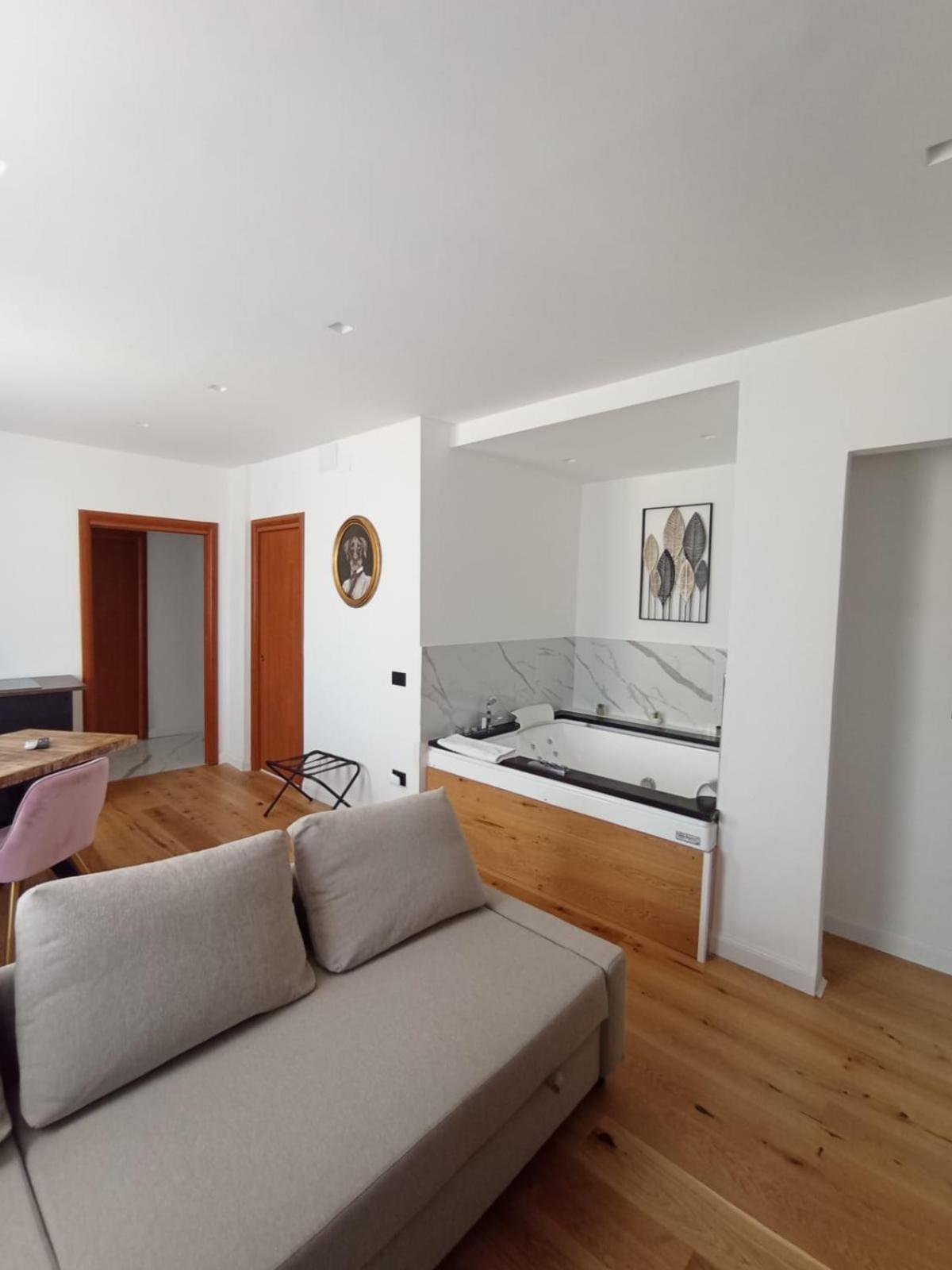 President Plaza Vip Suite Spa By Babylon Stay Napoli Dış mekan fotoğraf